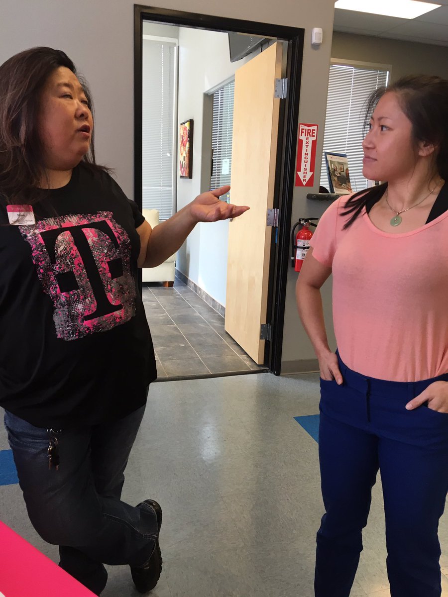 oooooLaLaa's tweet photo. #RO & #SeriousFUN at #DynamicSports! Stop by & see us! #SunLeash @frankakers @SWjoeperez @HeatherAtwoodSW #ROisLIFE https://t.co/jZJ4sN36NI
