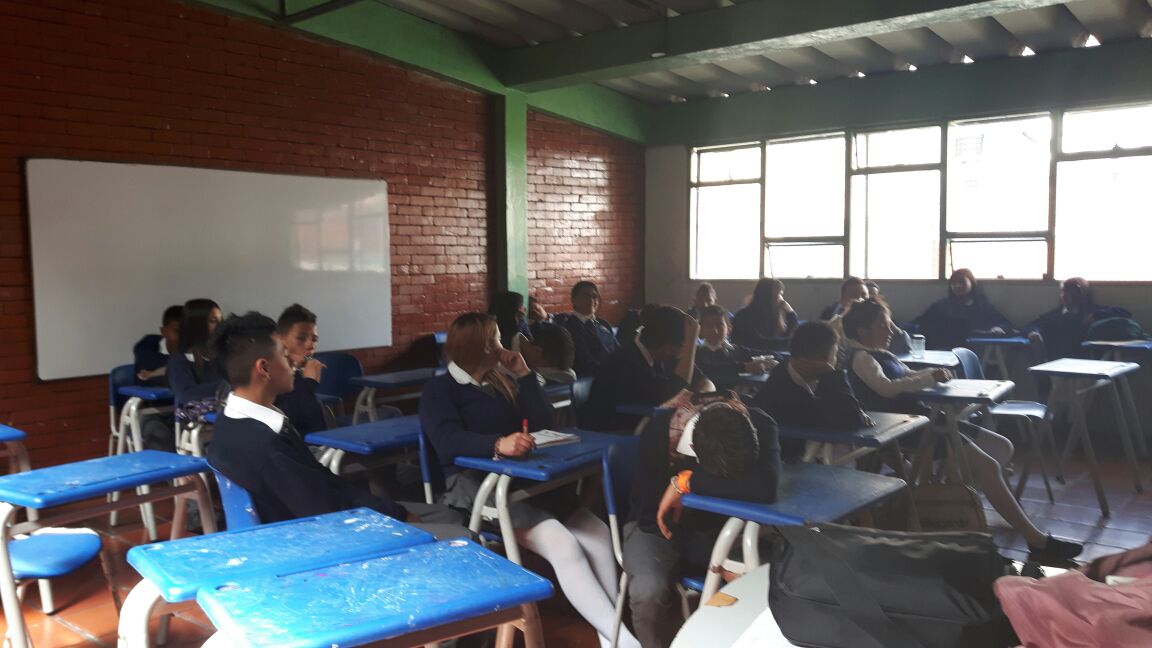 DistritoJoven_'s tweet photo. Talleres en prevención integral Escuela Nacional de Comercio, localidad de Candelaria. @JuventudSDIS https://t.co/G0gBJI9XyS
