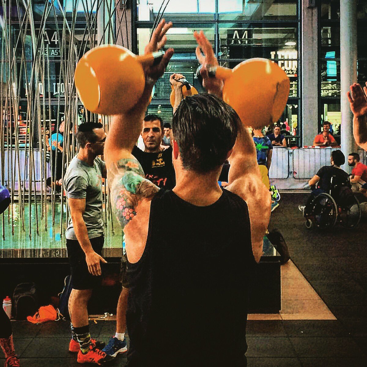 giannineronePT's tweet photo. #Kettlebell #strong #crossfit #swing #kb #girya #pushpress #functionaltraining #clean&amp;press #personaltrainer #wod https://t.co/TDNprlejXi