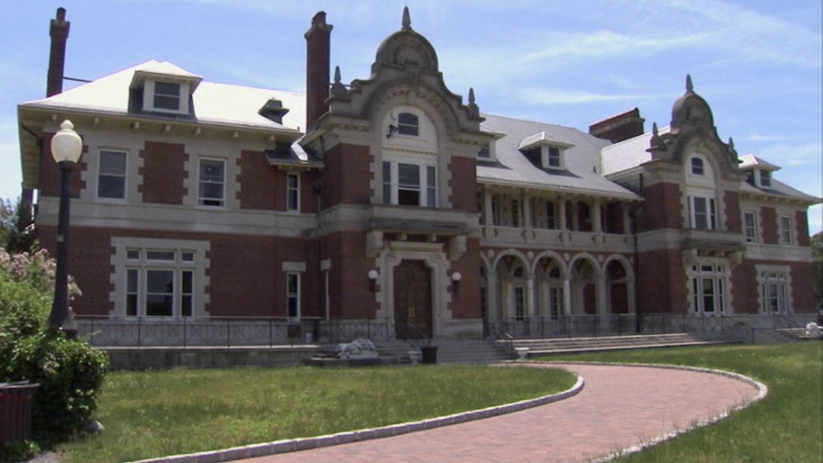 Alumni of Dowling (alumniofdowling) Twitter