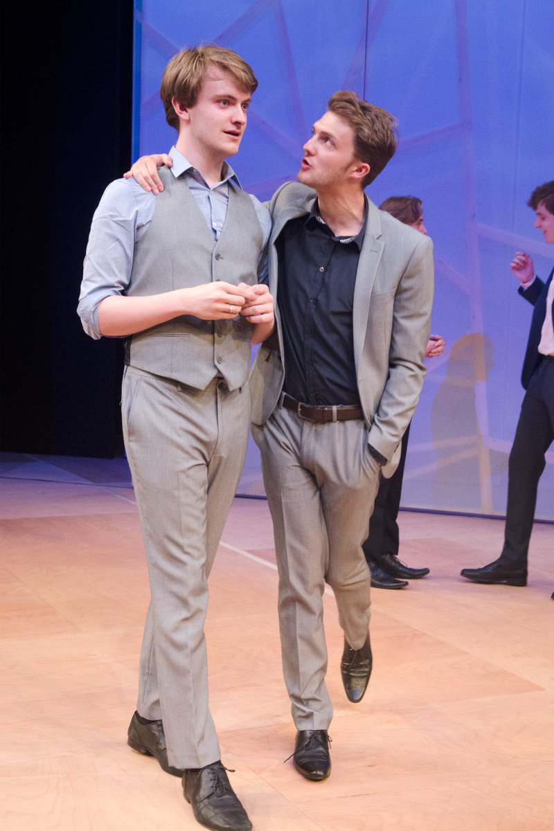 hydeparktftv's tweet photo. Dress rehearsals https://t.co/XVqSZHcOWT https://t.co/DTncFQXkQ4