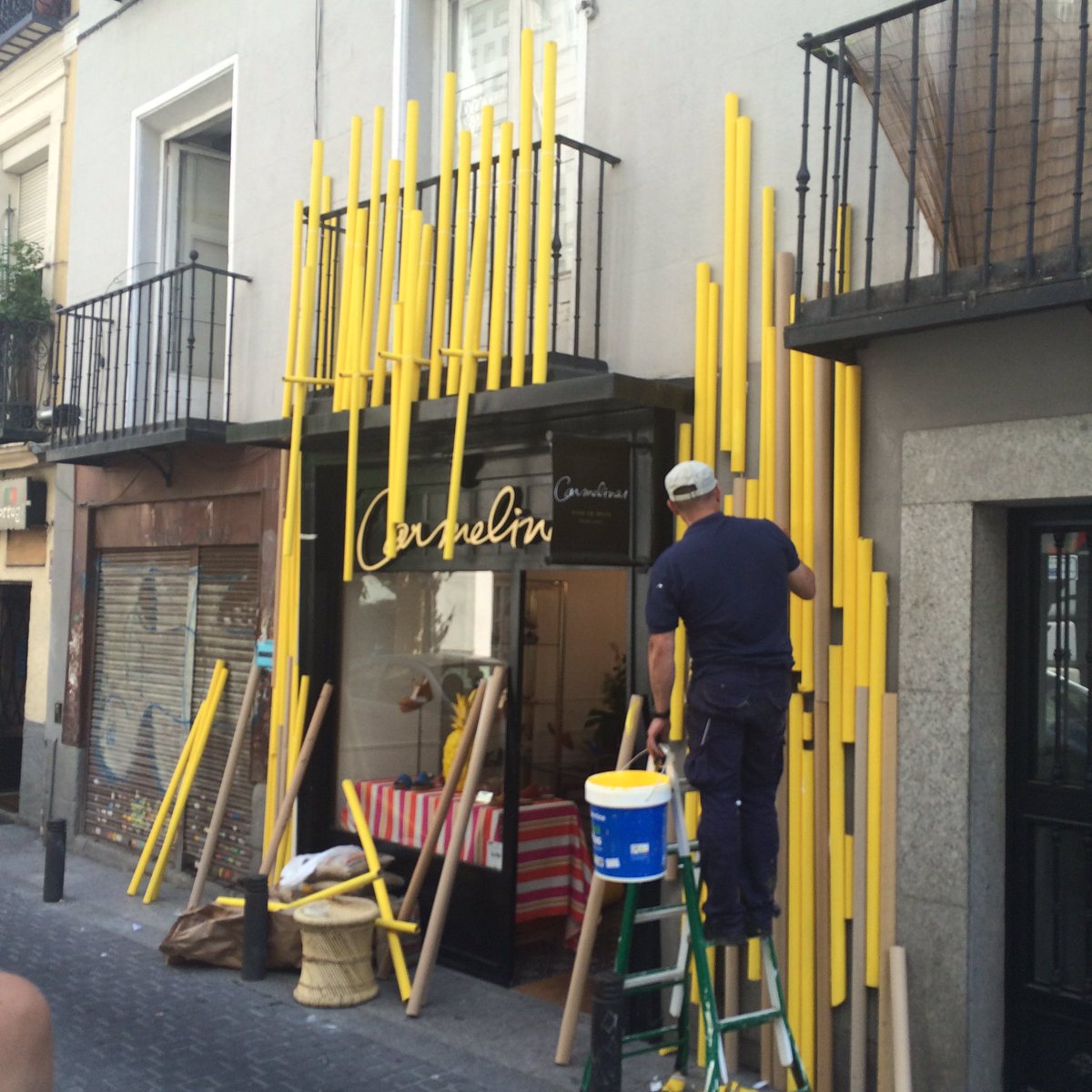 decoraccionlab's tweet photo. Making off de DecorAcción 2016, Barrio de Las Letras, Madrid. https://t.co/sd1vUlqNLX