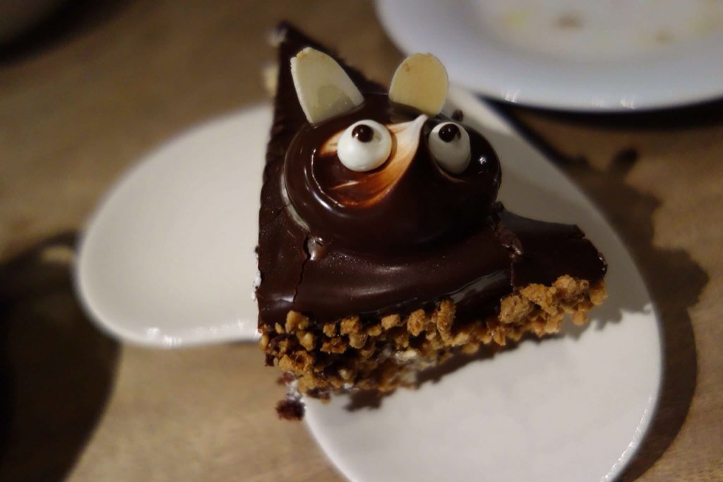 チャーモ工房さんはtwitterを使っています 先日のポンタの会のホールポンタデジカメ写真たち たぬきケーキ タヌキケーキ ポンタ Https T Co Z6hxvuthit Twitter