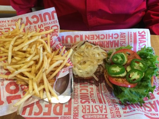 DreamerShow's tweet photo. New in Orlando! Burgers Smashed Fresh and Served D https://t.co/gohTH9Zfeb #dining #restaurantreview #smashburger https://t.co/nJBDcYMDgc