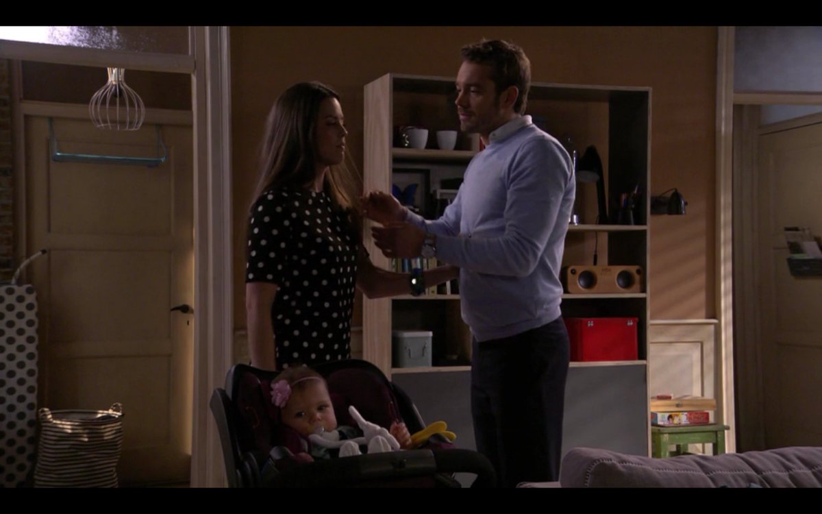 gtststreetteam's tweet photo. Rik en Sjors komen net op tijd binnen om Thijs weg te jagen #GTST #maandag https://t.co/HO8PSfM4om