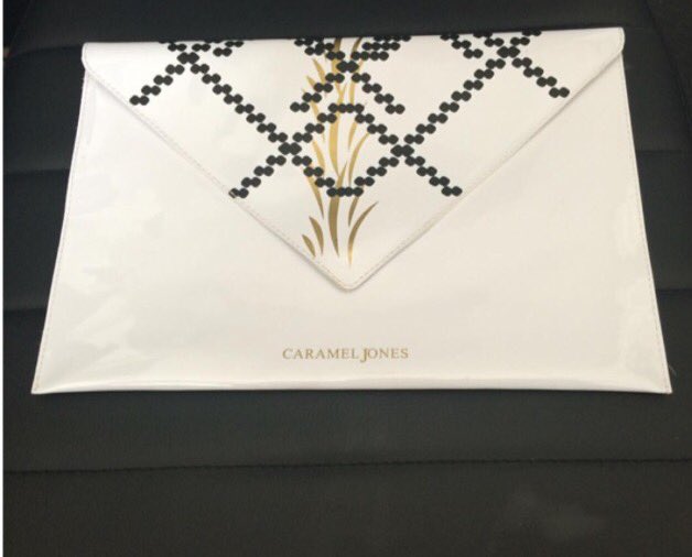 _carameljones's tweet photo. New collection of Caramel Jones retro envelope style clutch bags coming soon.......
#retro #clutch #bag https://t.co/NSgs4Tt4ic