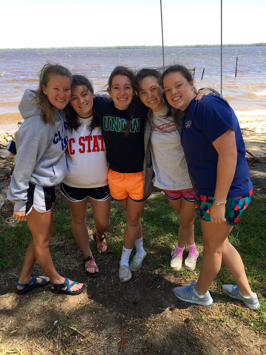 _mmnixon's tweet photo. #nationalbffday @abbbzzz_ @Peake4prezzz @madeesonpeyton @Brook_Barbour @OG_Megss @a_nortt @VVillasuso @Kenzie_leeee https://t.co/EjfMDzIMB1