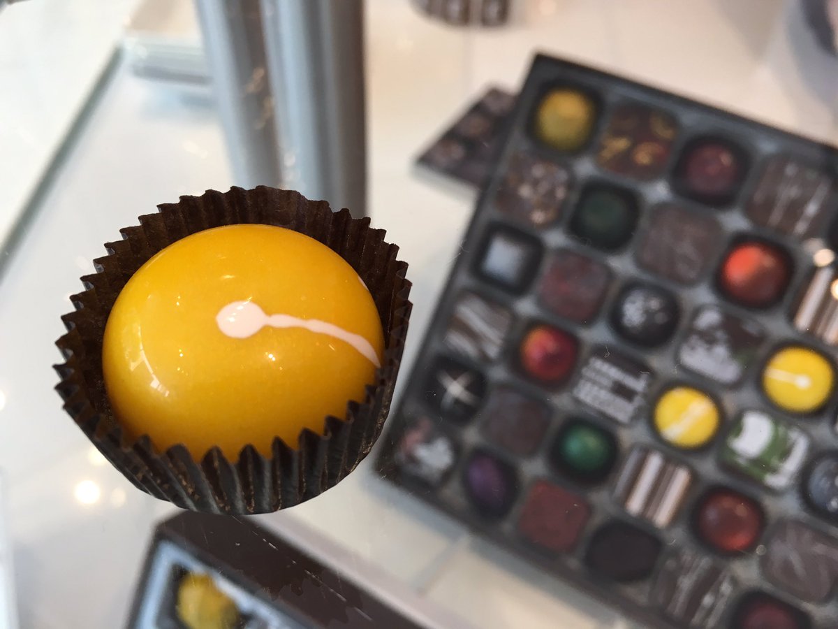 ChocolateSalon's tweet photo. Lemon chocolate from Christopher Elbow tastes like chocolate lemon meringue pie! So good @elbowchocolates #chocolate https://t.co/XlKaAgyWx7