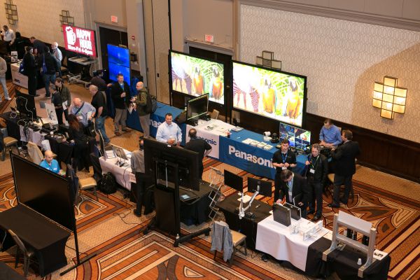 commintegrator's tweet photo. Congratulations @AlmoProAV for winning a CI BEST Award for its E4 AV Tour https://t.co/QusQqQp4fh #avtweeps https://t.co/xJBEjezJuf