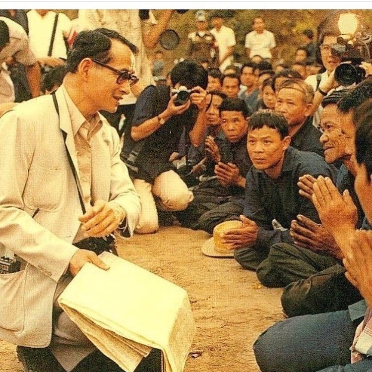 maxmaydiary's tweet photo. ขอพระองค์ ทรงพระเจริญยิ่งยืนนาน
🙏🙏🙏 https://t.co/wylruLwxsc
