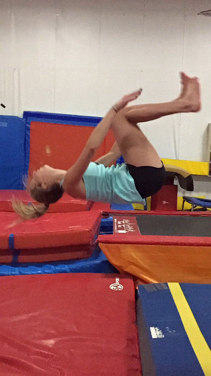 sarawenge13's tweet photo. How life is going rn https://t.co/TNkZkiAS1L