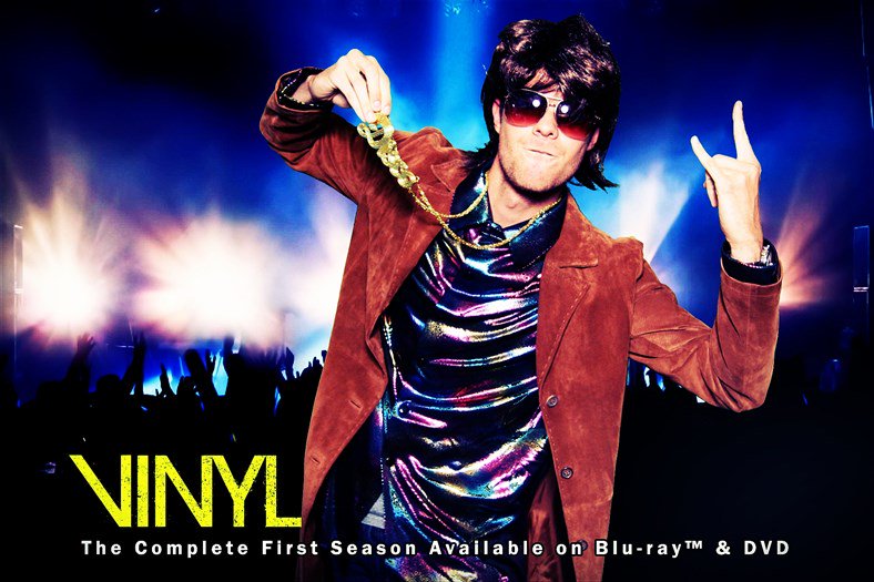 Rocking out <a href="/amoebamusic/">Amoeba Music</a> for <a href="/vinylHBO/">@vinylHBO</a>! #VinylDVD