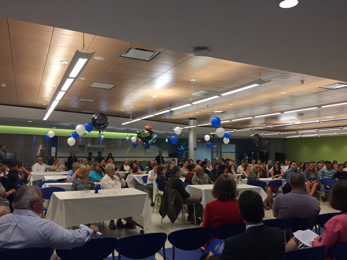 DFHSCounseling's tweet photo. Wonderful night at the #DFHS2016 Senior Awards ceremony. Congratulations to all of tonight's recipients! https://t.co/KNuGVY34Ez