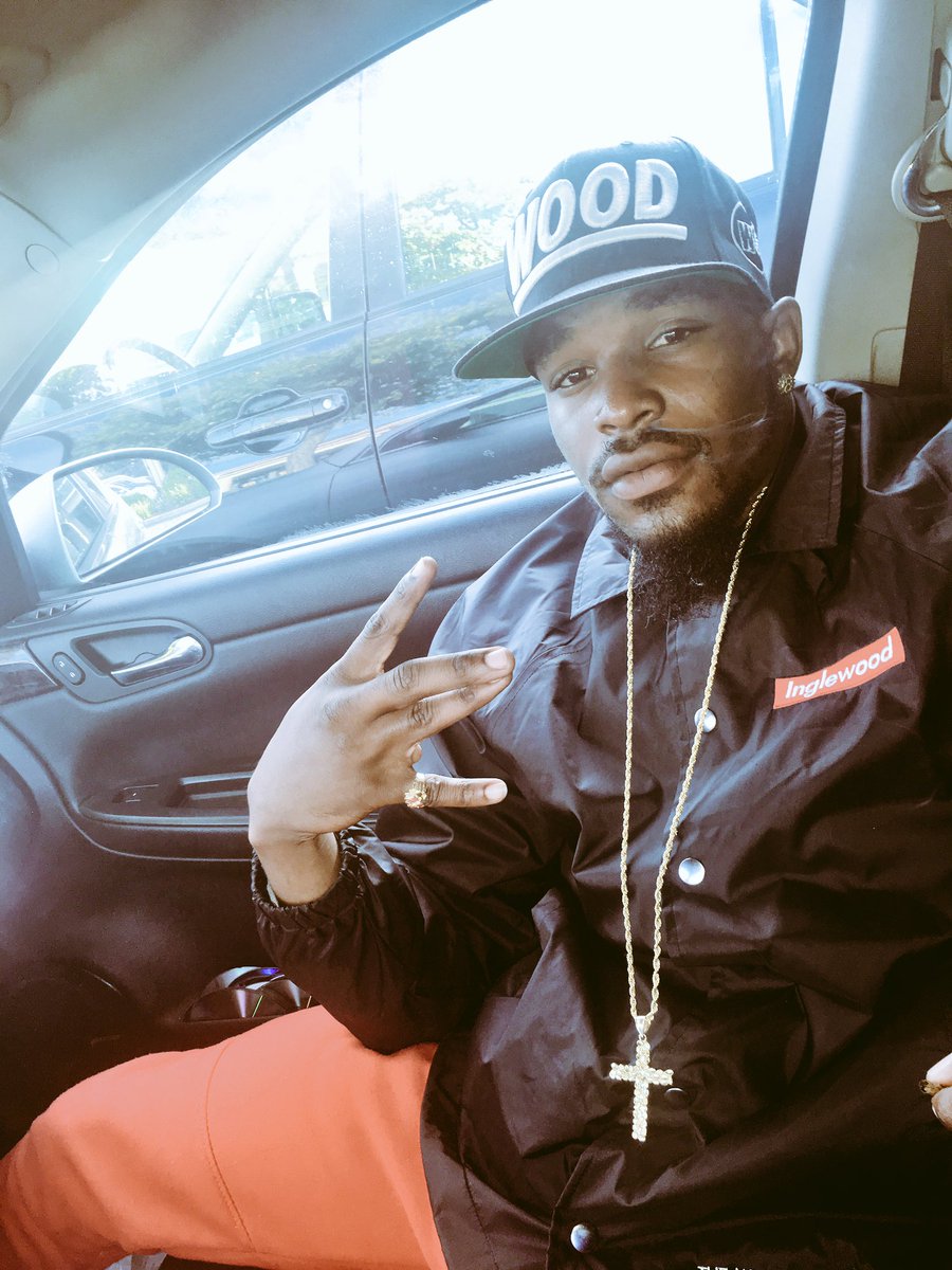 ImJapan_'s tweet photo. Born And Raised In The City Of Champs 💯 #Inglewoodian #TheWoodClass https://t.co/4Ouaz6Bfeh