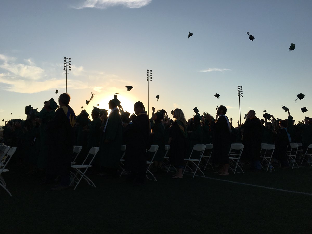 PerrisHigh's tweet photo. The turning of the tassels and throwing of the caps! #phs2016 https://t.co/Ux2n8fBctG