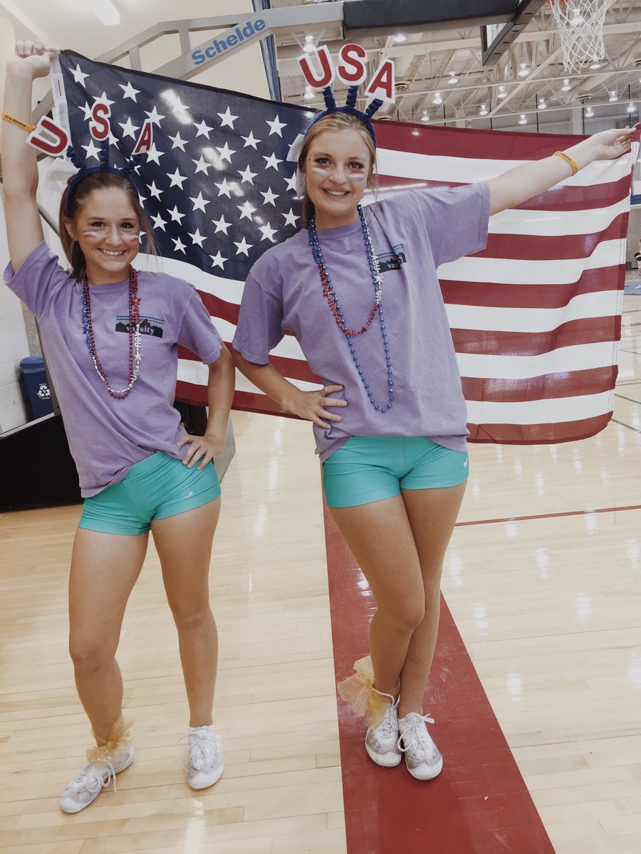 bell_lourden's tweet photo. we really were some ALL AMERICAN girls tonight!!!🇺🇸🇺🇸🇺🇸 https://t.co/xHJ7je4MvQ