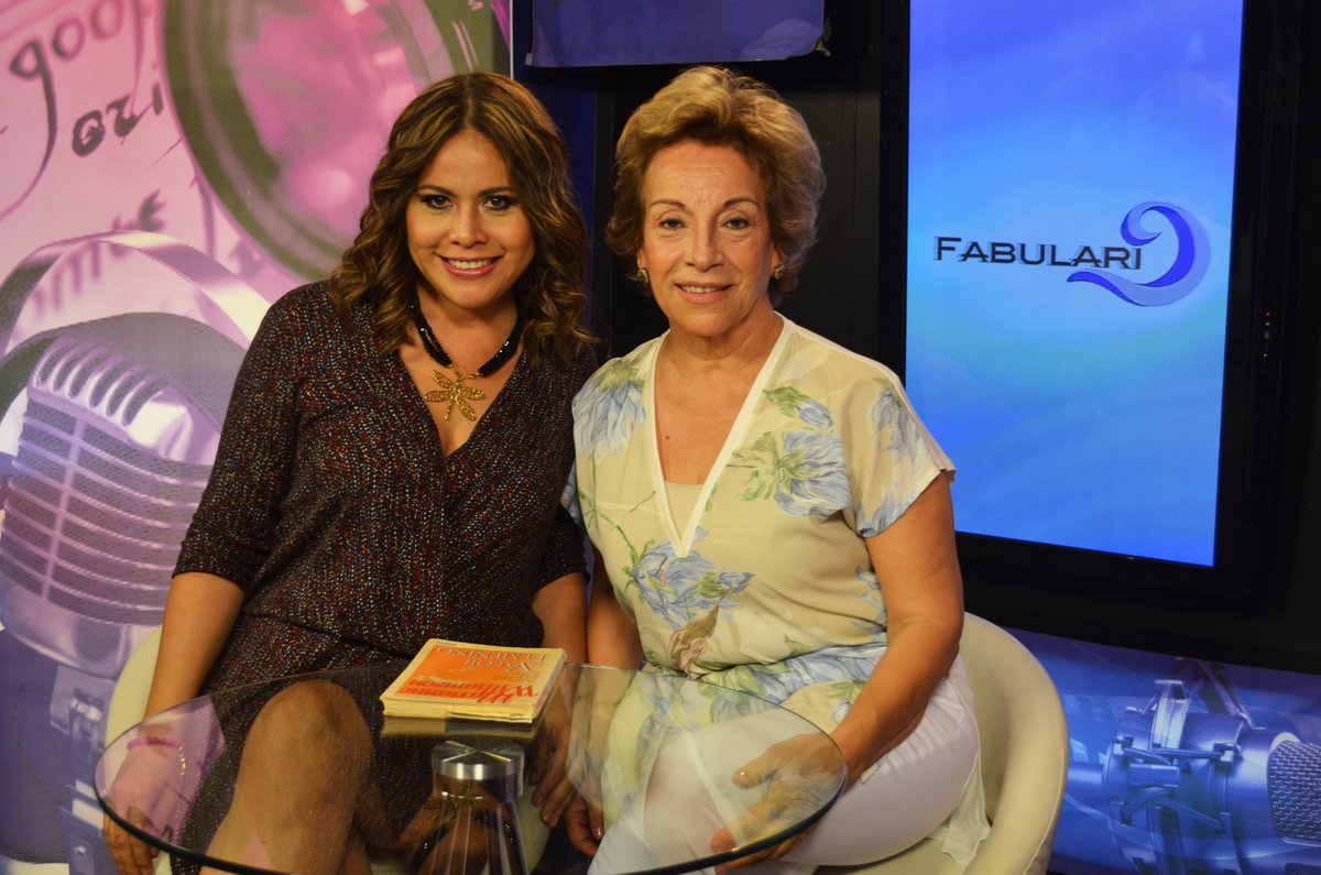 FabulariRTV's tweet photo. Hoy en @FabulariRTV nos acompaña Cecilia Mijares en una charla con @julietaconversa 23:30 Hrs en @TVMASVeracruz https://t.co/alxeDrK7Q3