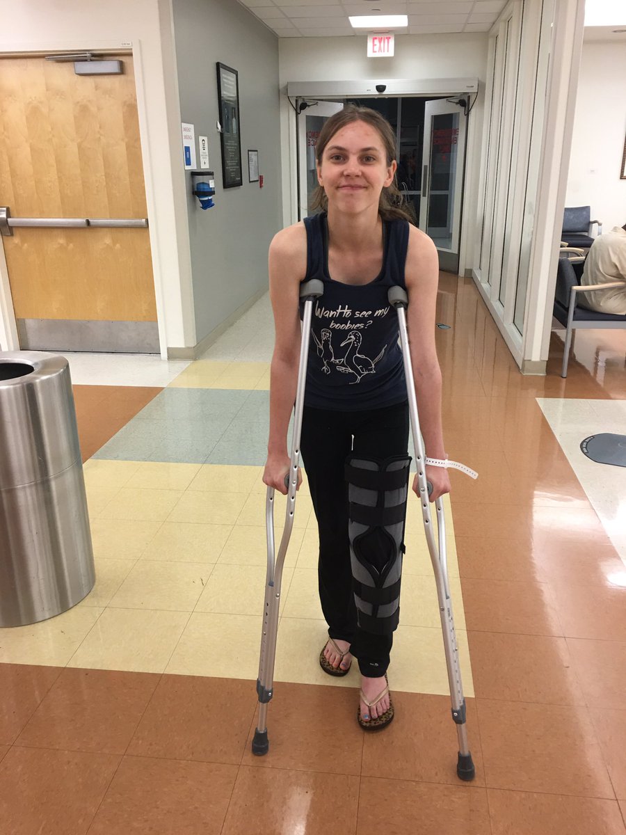 kaitlyn_dias's tweet photo. Looks like I'll be laid up for a while. Bruised bones. #parkourtraining #getbackupandtryagain https://t.co/JMWjeaNfEH