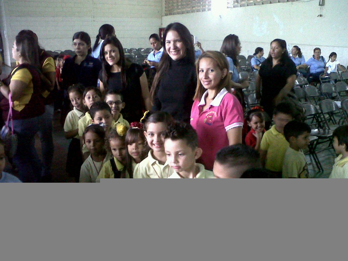 Los mas pequeñitos en su concierto <a href="/elsistema/">El Sistema</a> <a href="/ElSistemaLara/">サブあか</a> <a href="/PSBIribarren/">PSBIribarren</a> <a href="/ModLucreGarcia/">ModLucreciaGarcia</a>