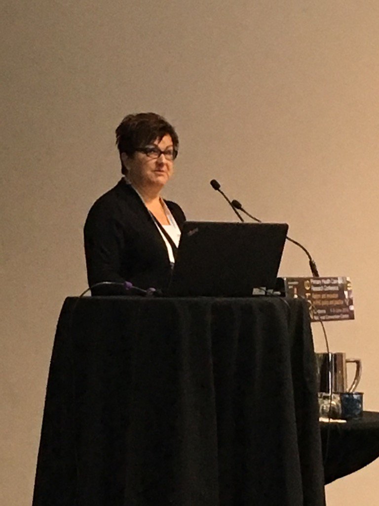 CCI_Program's tweet photo. Leanne Wells@CHFofAustralia  "consumers must be movers and shakers of research rather than users or choosers"#phcr16 https://t.co/HO6UpYS5I0