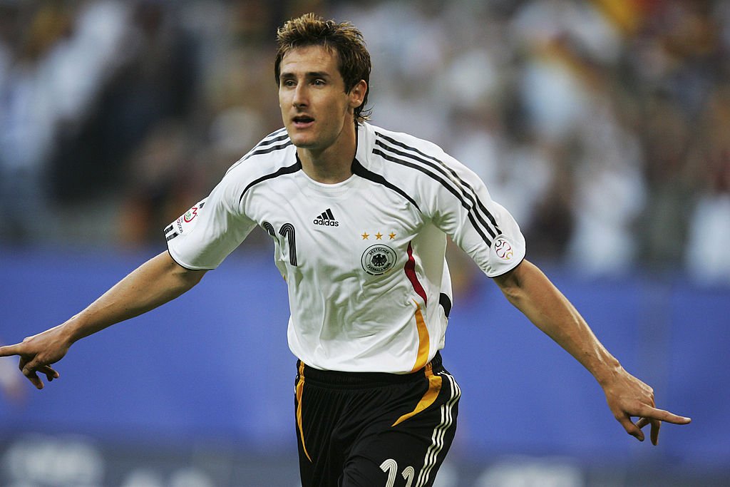 UEFAEURO's tweet photo. #OnThisDay in 1978, a world champion was born...

Happy birthday, Germany legend Miroslav Klose! 🇩🇪 #EURO2016 https://t.co/tCImCg3c9d