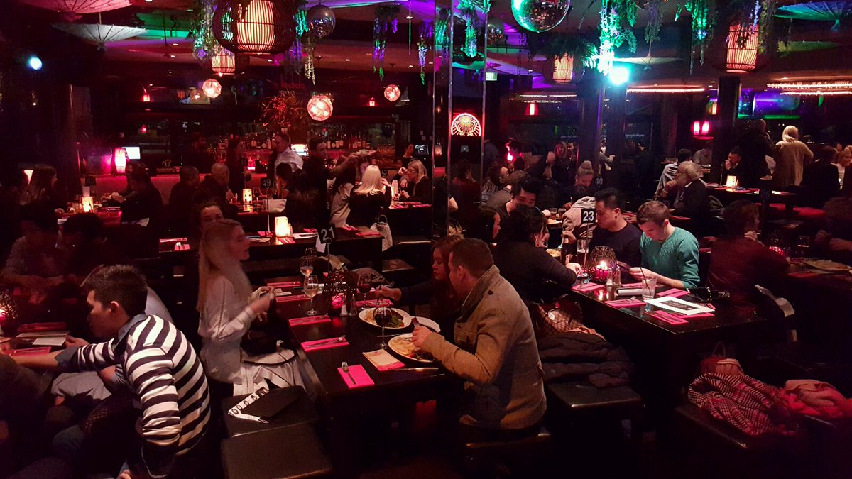 ProjectGenZ's tweet image. Looks like we have a full house event!! #trivianight #melbourne #fundraiser #letsgetquizzical
