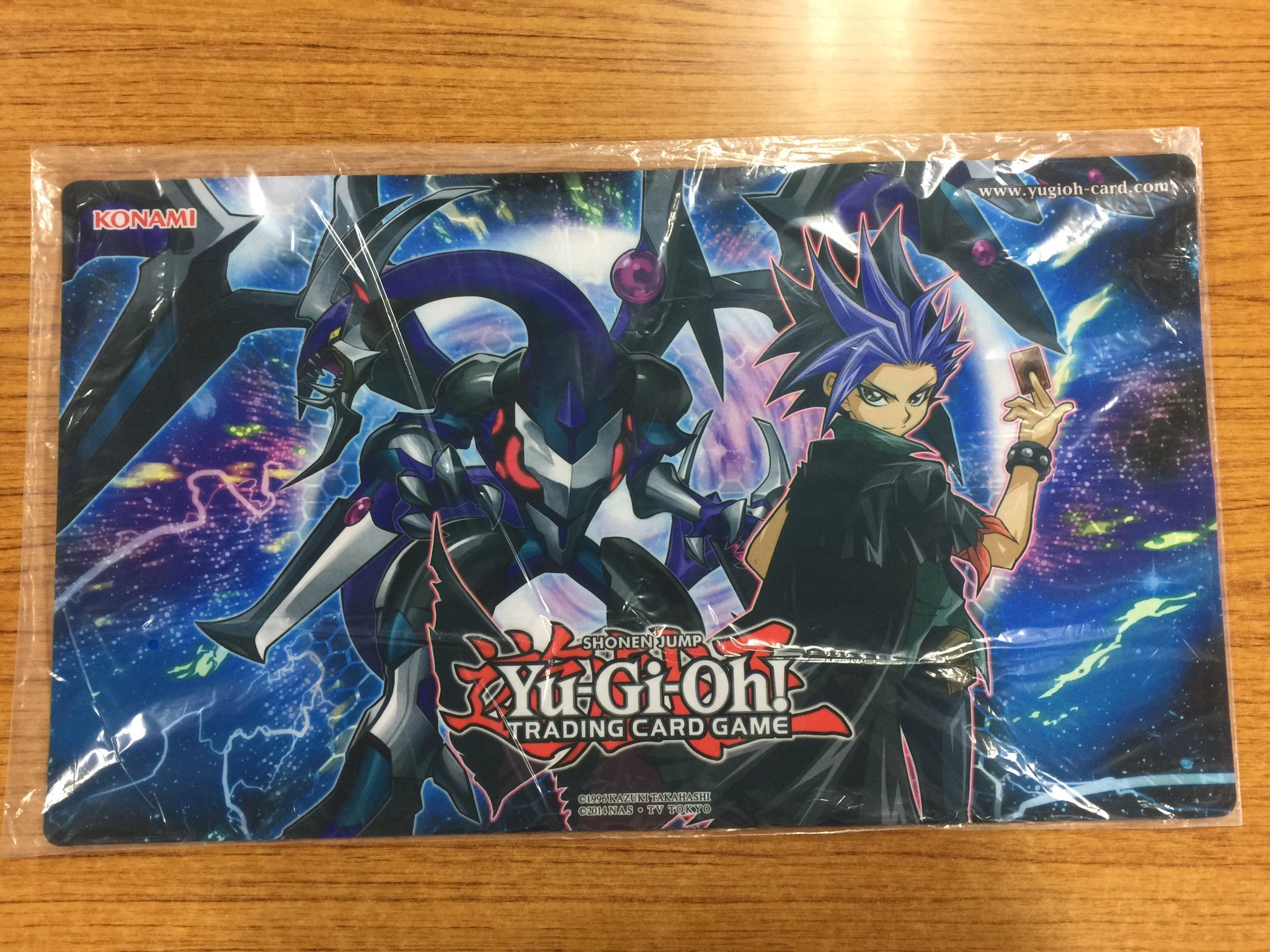 ユート&ダークリベリオンエクシーズドラゴン 公式 プレイマット | www