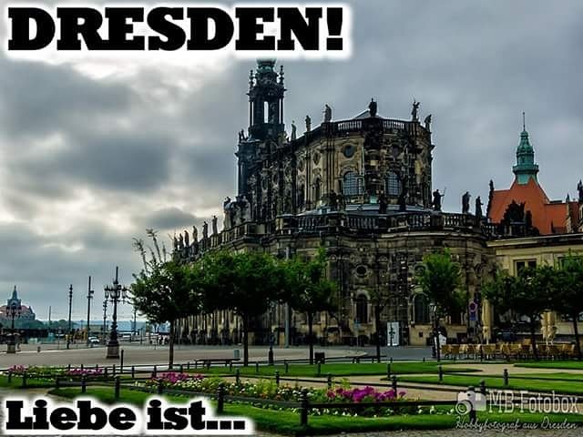 mb_fotobox's tweet photo. @stadtfuehrungDD @SGD_Micha @Herthaner4ever  #Liebe ist ... #Dresden - #elbflorenz #drezno #dresde #sachsen #saxony https://t.co/6vhxIObI61