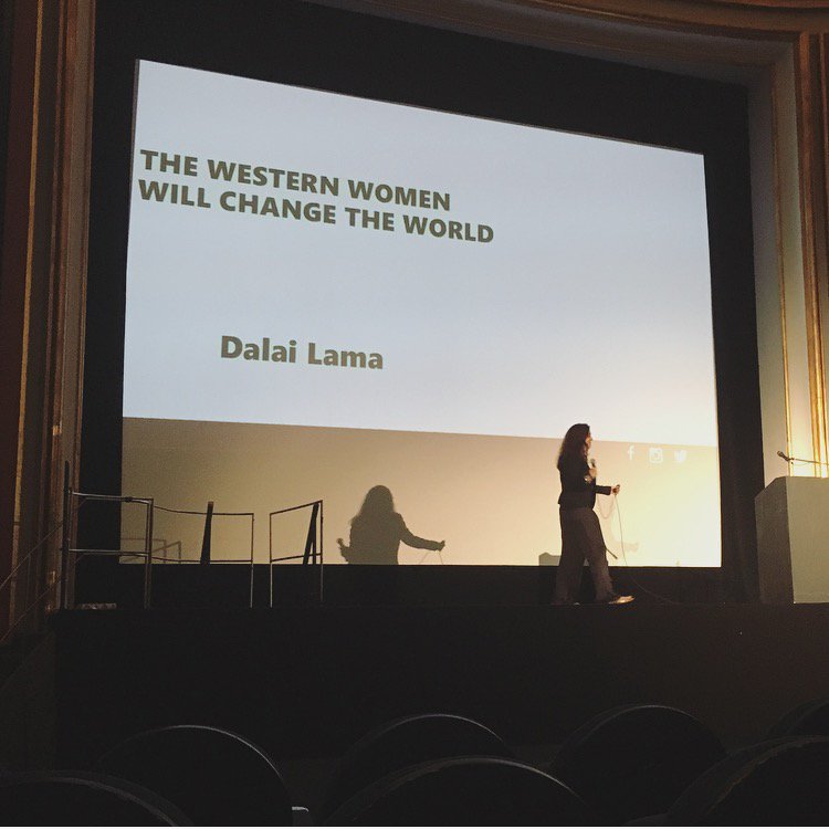 Listening to the inspirational <a href="/kajaotto/">Kaja Otto</a> at <a href="/FemSummit/">Fempreneur Summit</a> #FemSum16