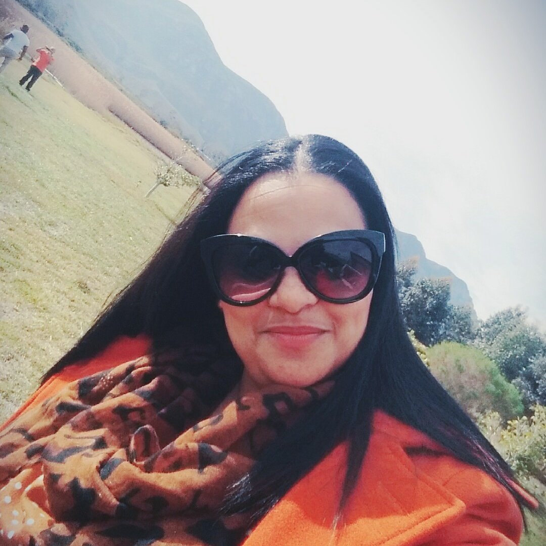 thersiaa28's tweet photo. When days were dark and friends were few I was on my knees#Keepgoing #keepsmiling #thestormisover #DaughterofaKing https://t.co/brAy6h3i8m