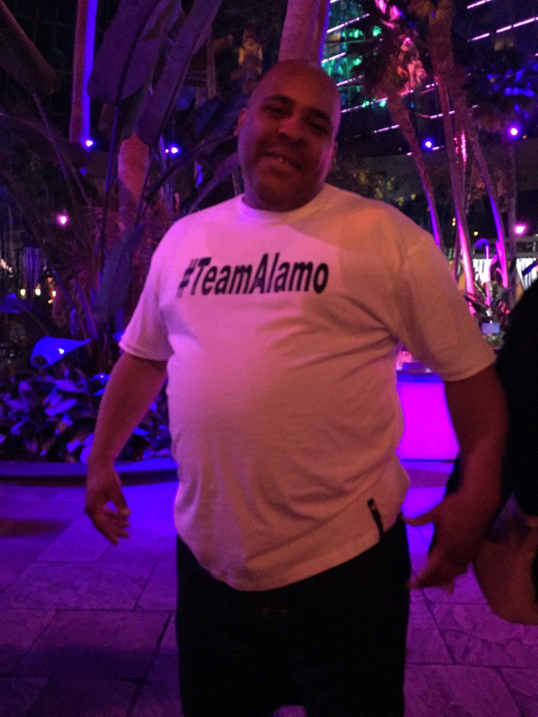 AndreCooper11's tweet photo. #TeamAlamo and 3G Entertainment!!!!!!! https://t.co/rumi3FzeQz