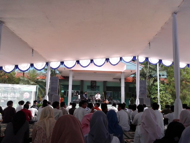ROHIS SMAN 34 JKT tweet media