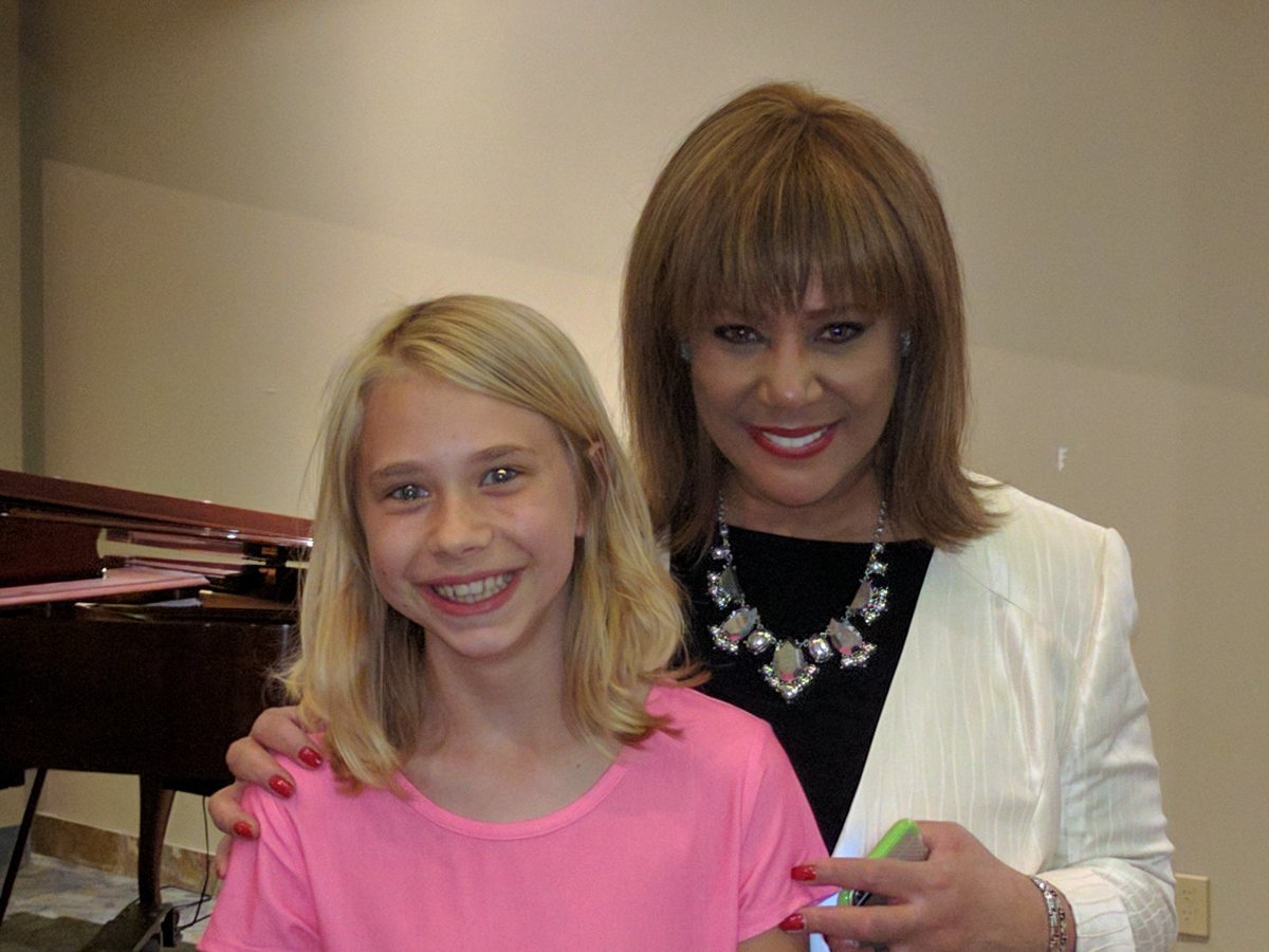 aaronschindler's tweet photo. @TMJ4Carole You made Heidi's (and my!) day, Carole.  Heidi knows who you are so well because I watch you every night https://t.co/b6g4n42URE