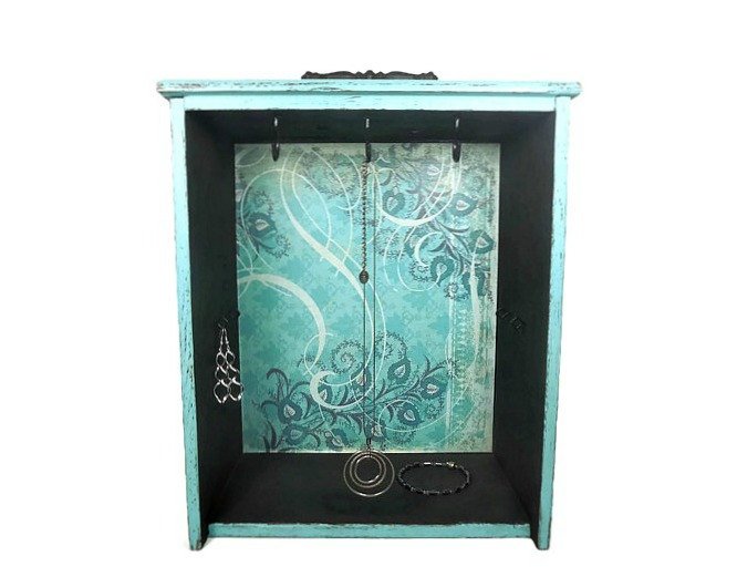 jasnyder78's tweet image. Teal Distressed Jewelry Box, Upcycled Drawer, Shabby Jewelry Box, … etsy.com/listing/251627… #etsymntt #DistressedBox