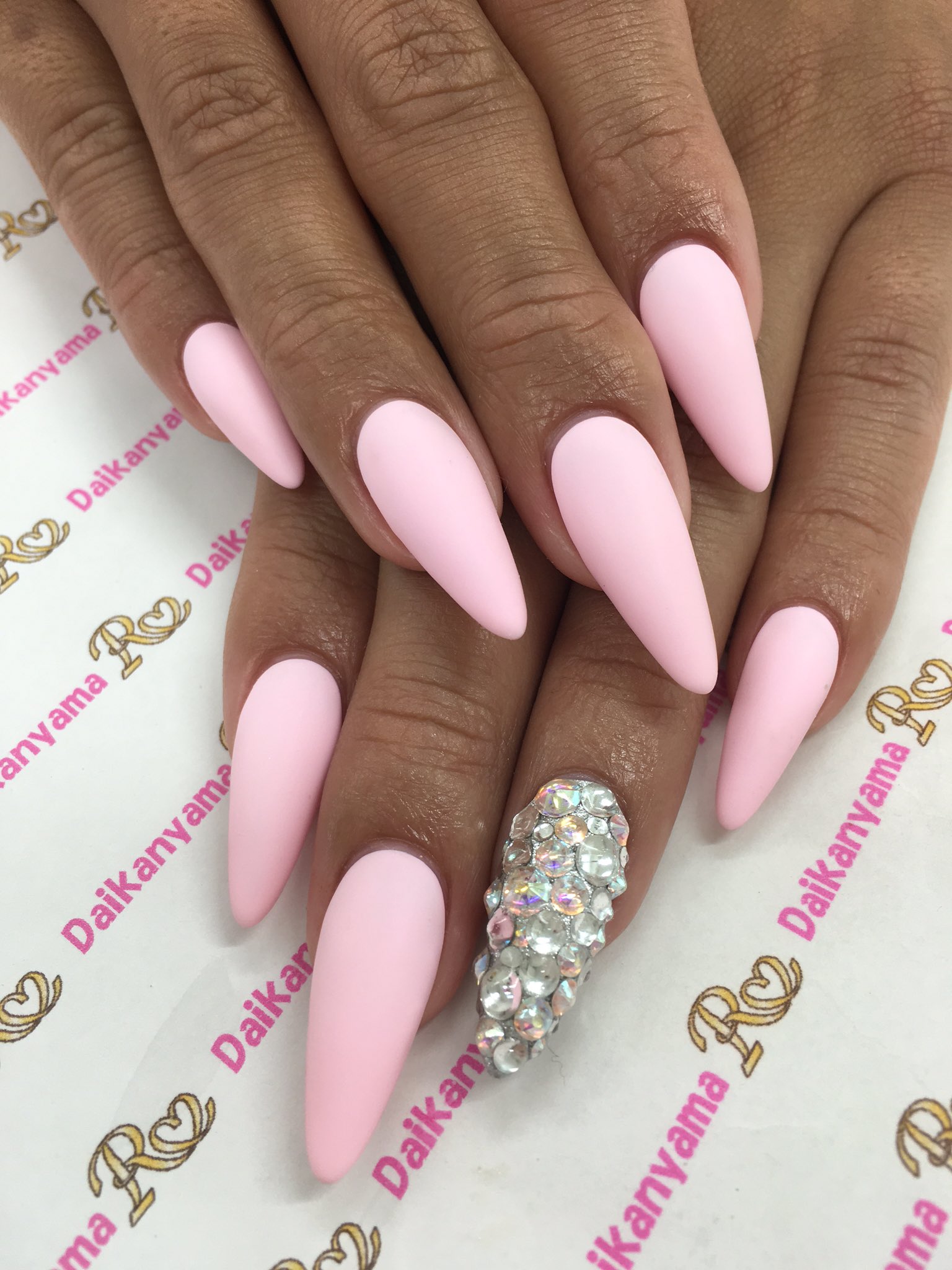 Private Nail Salon R Al Twitter 代官山 ネイル スカルプ マットコート ソフトネオン ピンクネイル 埋め尽くし シンプルネイル ポイントネイル 夏ネイル Rdaikanyama T Co Ofzceshs0n Twitter