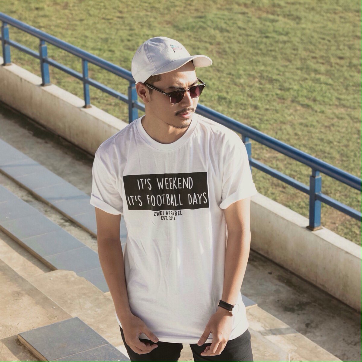 ZweiApparel tweet media