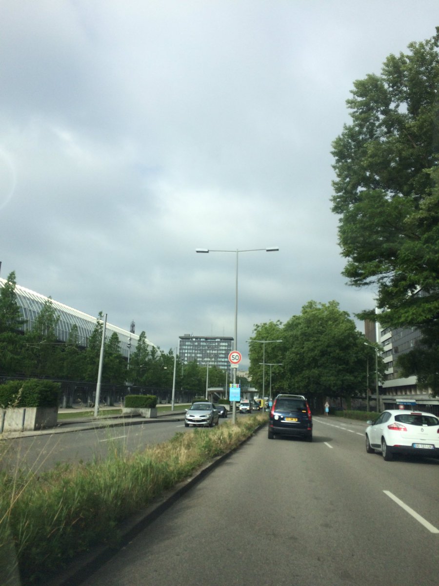 #Grenoble #pasdesoleilnonplus <a href="/BRUNOFUNRADIO/">BRUNO SUR FUN RADIO</a>