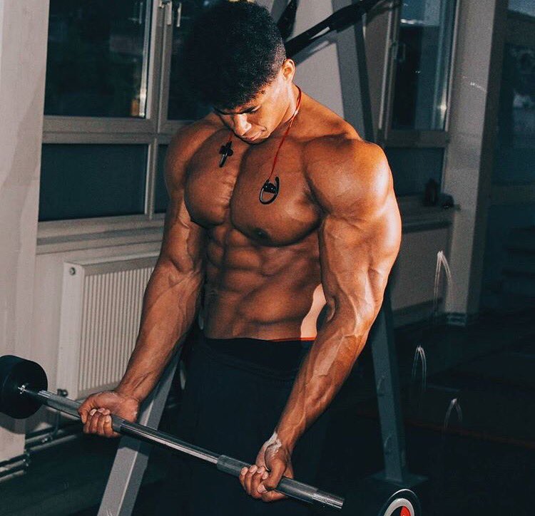 OnomeEgger's tweet photo. Late night gym sesh 💪🏼💪🏼 #AlwaysLifting #Gains #BodyBuilding #Muscles #GymLife #Workhard https://t.co/l4hvSMQKF5