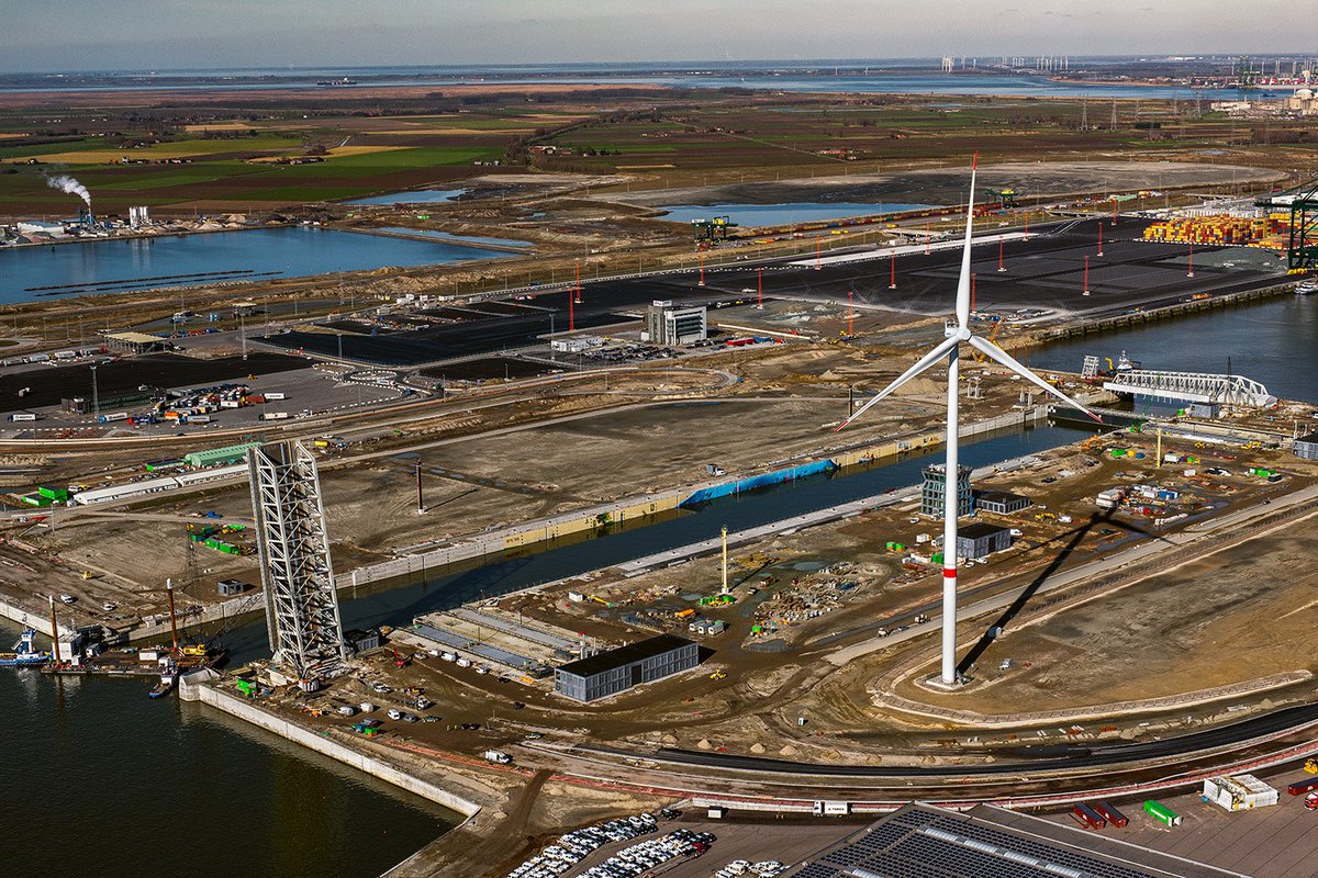 jandenulgroup's tweet photo. Counting down ... Only 1 day left! #inauguration #KieldrechtLock #Belgium #PortOfAntwerp #JanDeNul https://t.co/uOzclavXFG