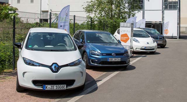 ECarsReport's tweet photo. Nissan boosts charging infrastructure as an official partner of Fast-E project https://t.co/7S2wJhENEr https://t.co/pmAlBcKar7