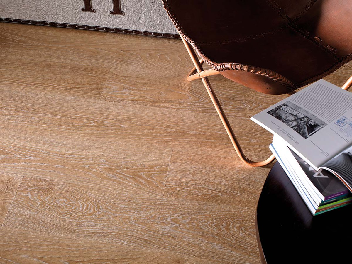 #OpieGraphicAnuncia una reforma con <a href="/AUNIONGrupo/">AUNION Grupo</a> es suficiente con <a href="/Porcelanosa_es/">Porcelanosa</a> @urbatek_ceramic #SueloLaminado