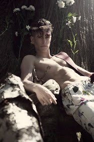 EXCLUSIVE EDITORIAL FOR SKEW: "EARTH BOY" LENSED BY FREDERIC MONCEAU 
skewmag.co.uk/2016/06/exclus…