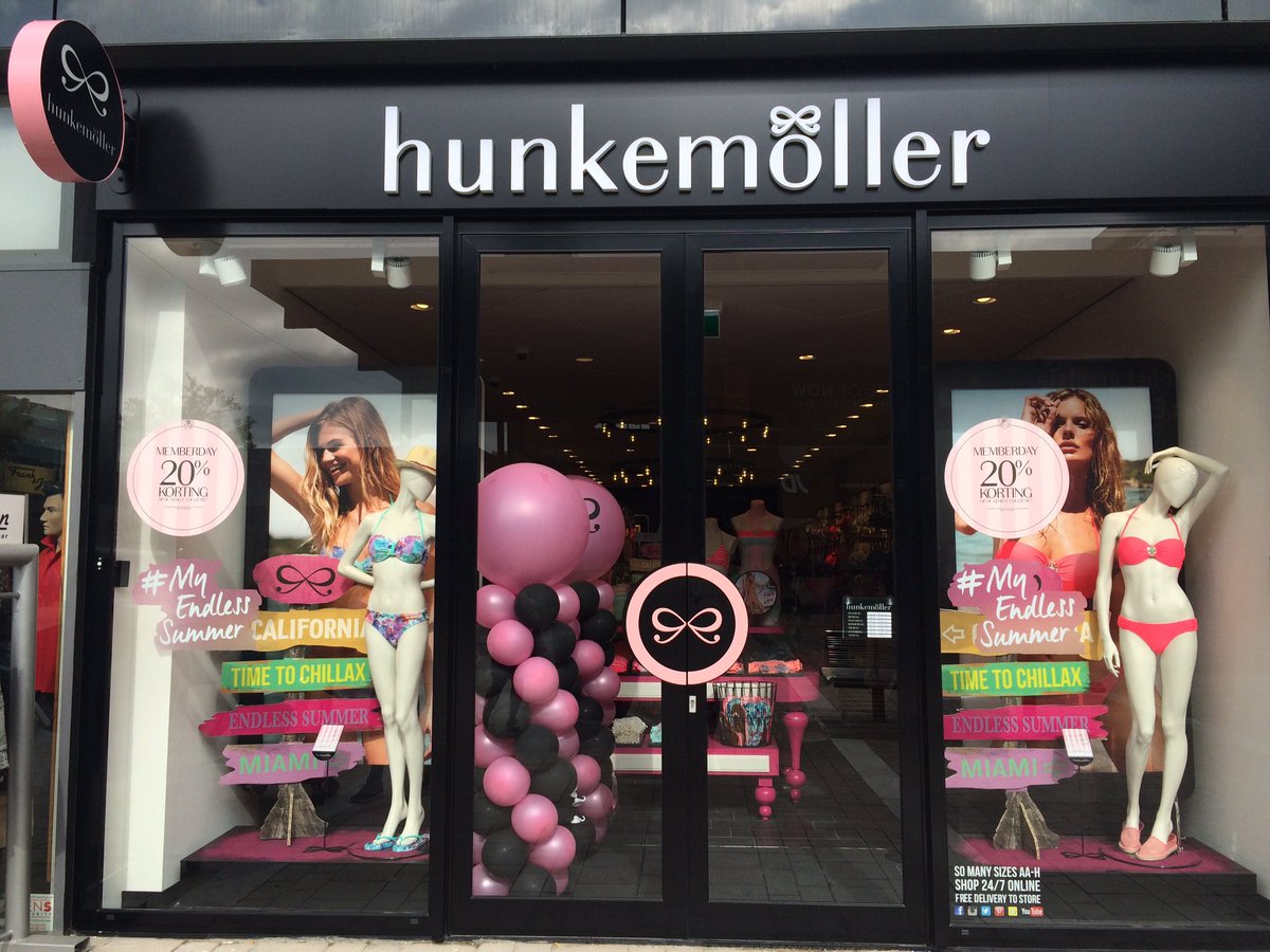 #Hunkemoller Emmen goodluck with your beautiful new store @NLRegion2_HKM @rikatuhumena <a href="/MoniqueWitwerts/">Monique_HKM</a> <a href="/FSorgdrager/">Floor Sorgdrager</a>