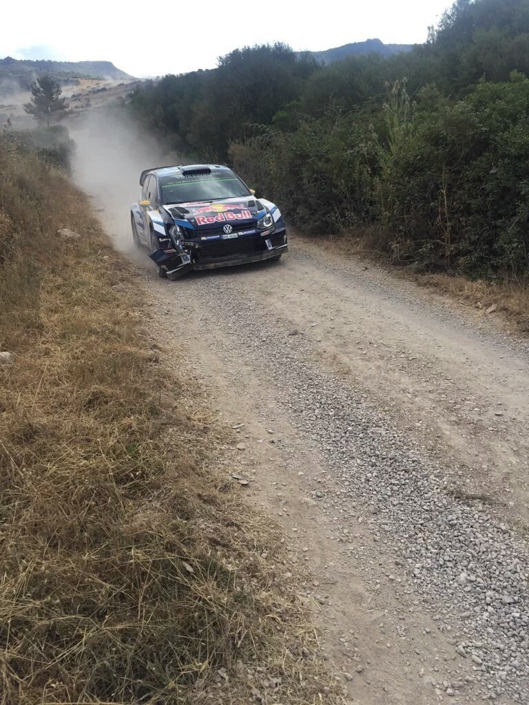 Rally Italia Cerdeña 2016 Ckfq07UXAAAKSdS