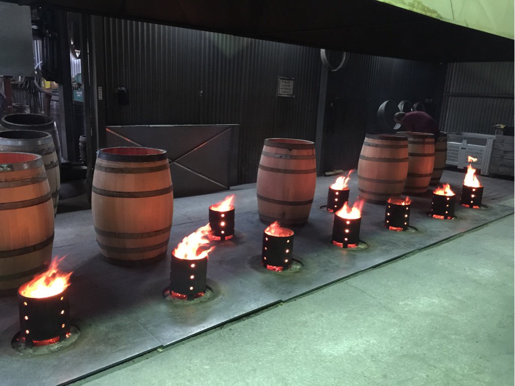 VinePirate's tweet photo. Natural toasting, takes 40 mins 200 °C, outside surface temp regularly checked w infrared thermometer #barrelmaking https://t.co/v8P96c9g5d