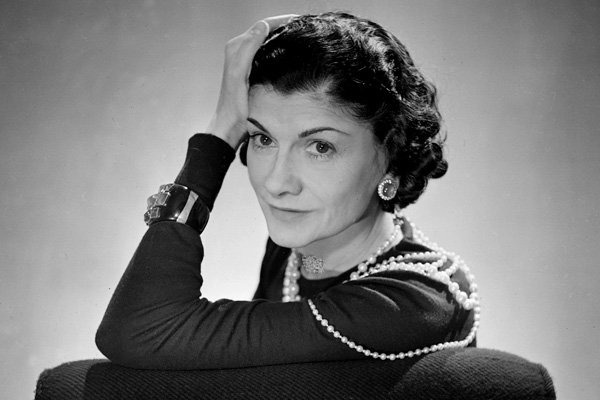 AlexOsterwalder's tweet photo. “Don’t spend time beating on a wall, hoping to transform it into a door.” — Coco Chanel https://t.co/UbV2BOZ28v