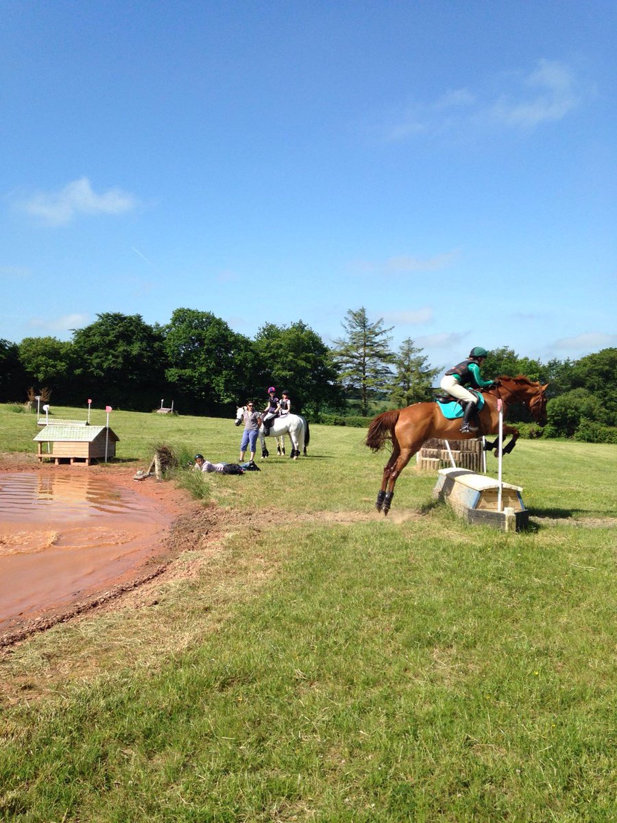 MBSW's tweet photo. Here is a sneak peek at our eventing masterclass yesterday with @lucywiegersma -more to come later! @mbswmasterclass https://t.co/52SOxL5ymT