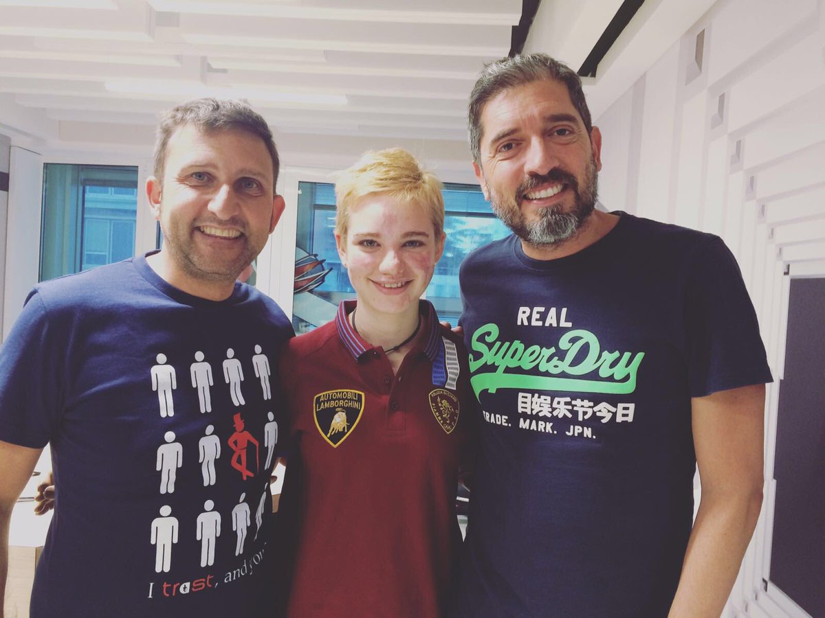 VioBebe's tweet image. Ospite del @triomedusa a @radiodeejay 
A stasera h 20,30 stadio dei marmi di #Roma per i #GSB16 🎉💪🏻😀