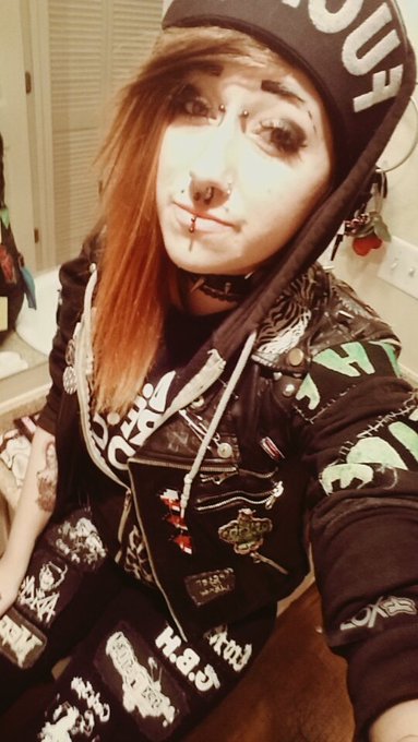 Needed a new photo so here ya go. https://t.co/FphdZcxArk