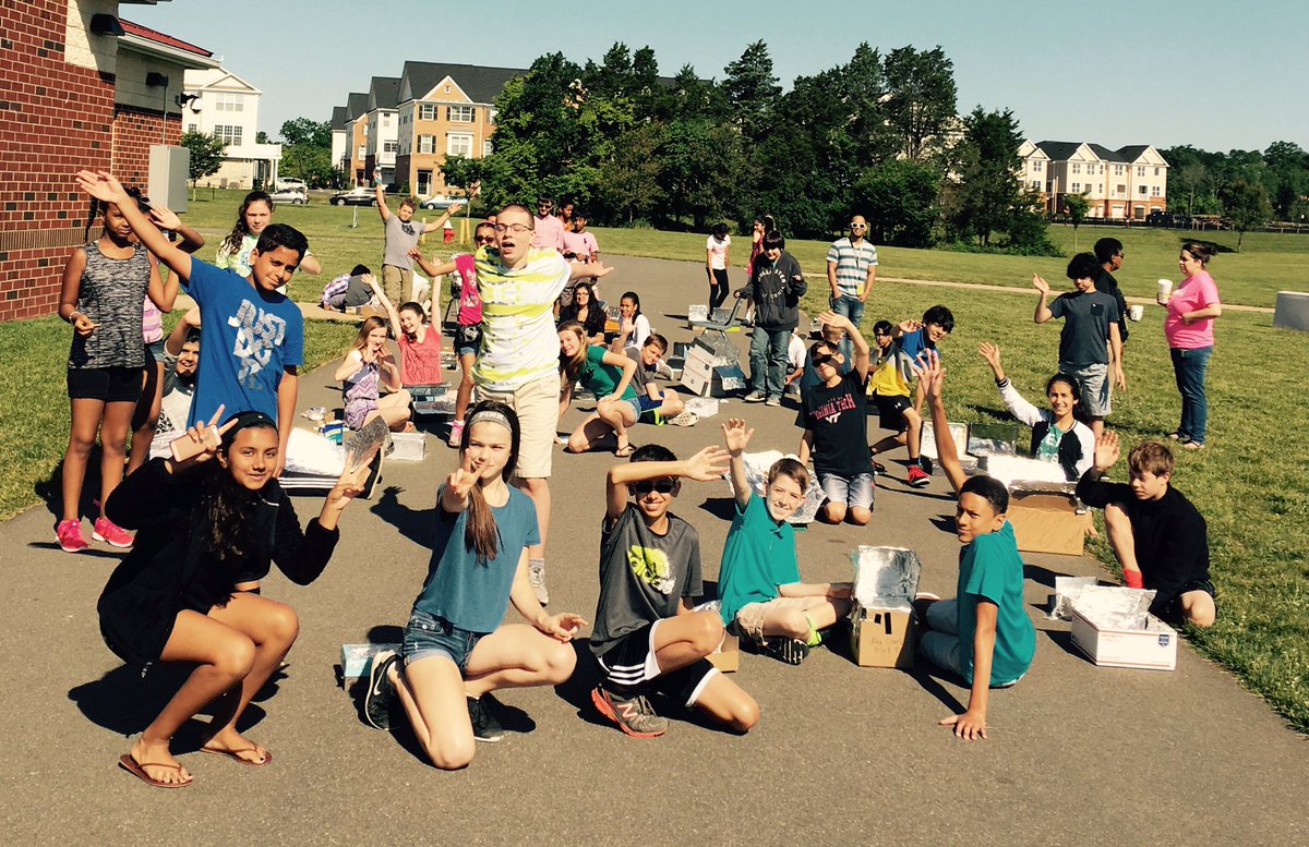 LcpsSharma's tweet photo. 6th grade Ss @StoneHillMiddle enjoying the day & testing their solar cookers. #scienceisfun #lastprojectoftheyear https://t.co/mI32D857Vq
